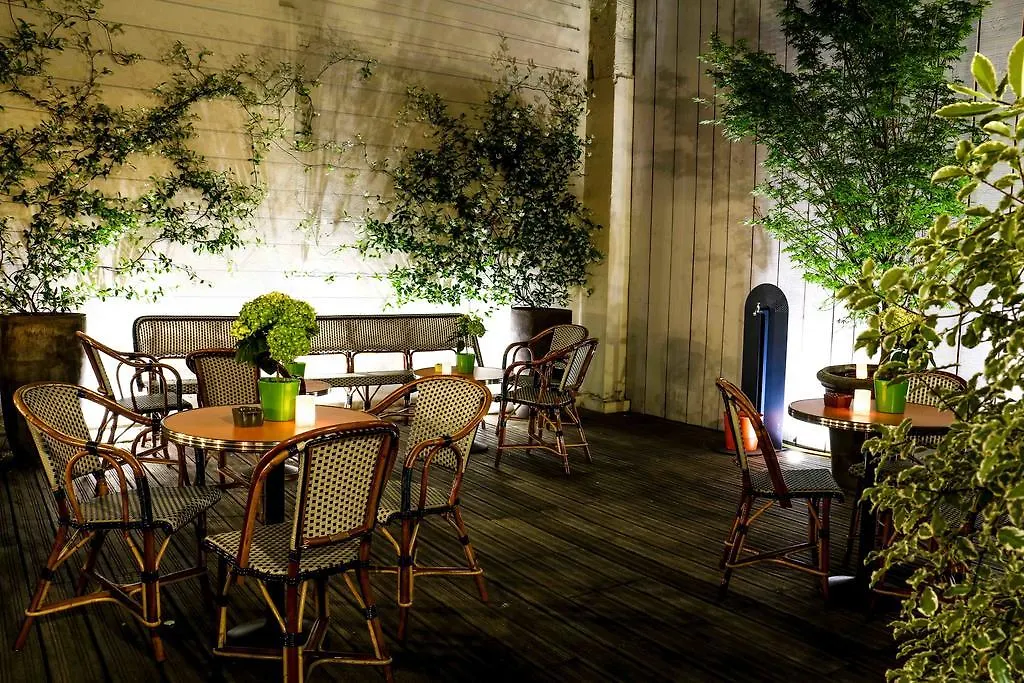 Hotel Vic Eiffel 3*, Paris France