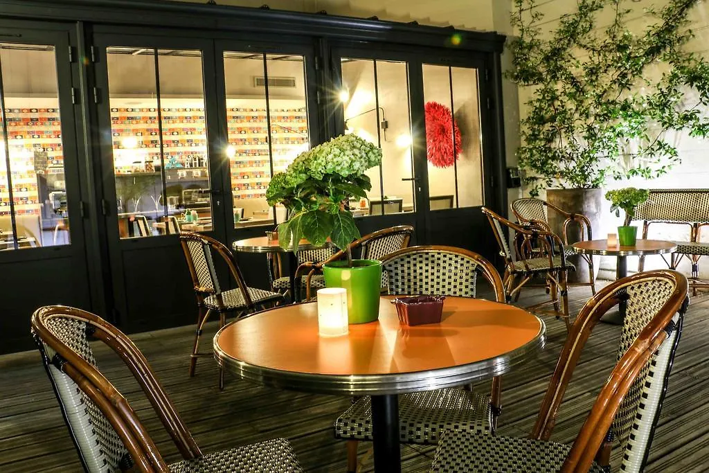 Hotel Vic Eiffel  Paris